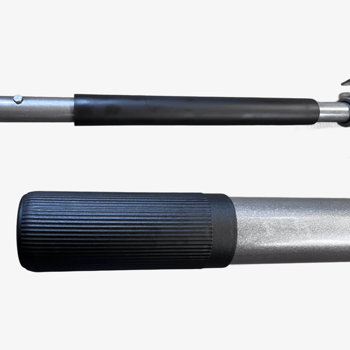 Ручка с защитной накладкой для удобного перемещения и безопасной работы с домкратом